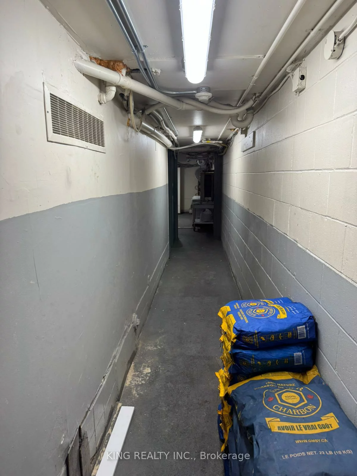 424, Danforth, Playter Estates-Danforth, Toronto