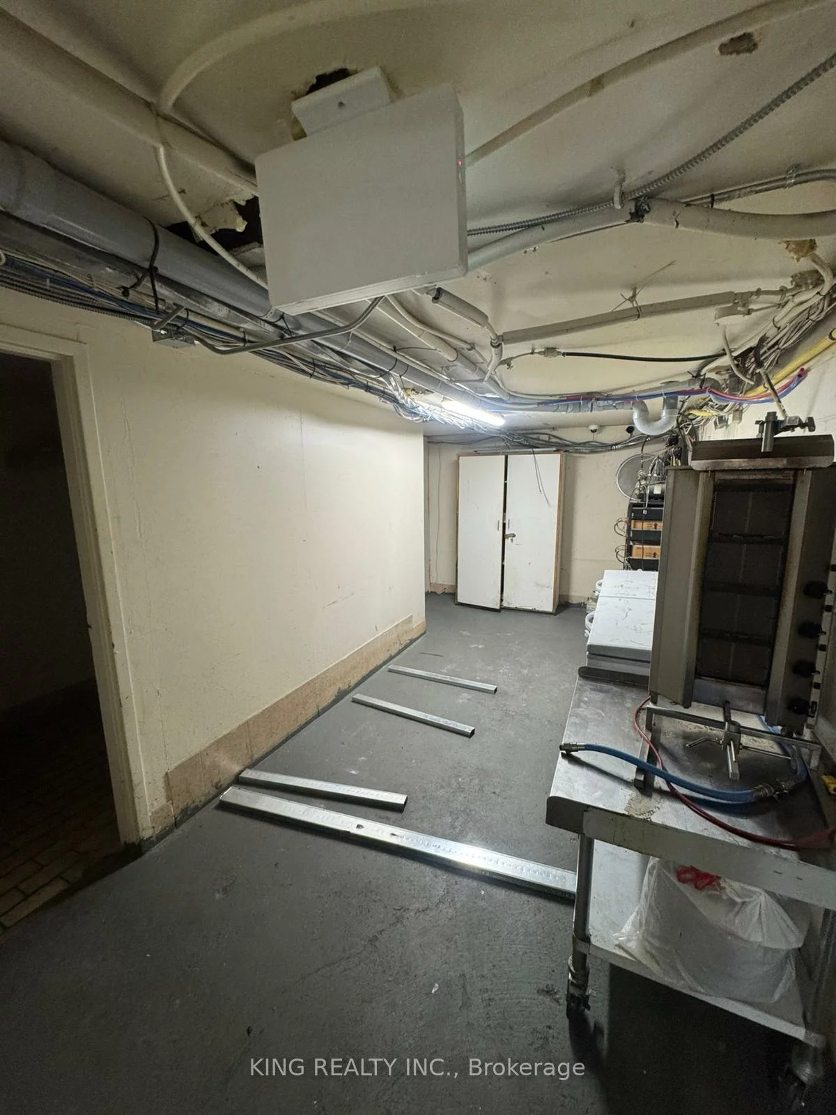 424, Danforth, Playter Estates-Danforth, Toronto