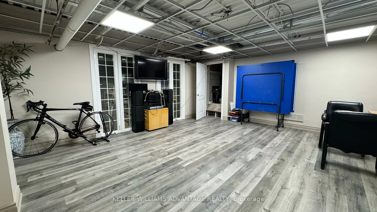 1080, Tapscott, Rouge E11, Toronto