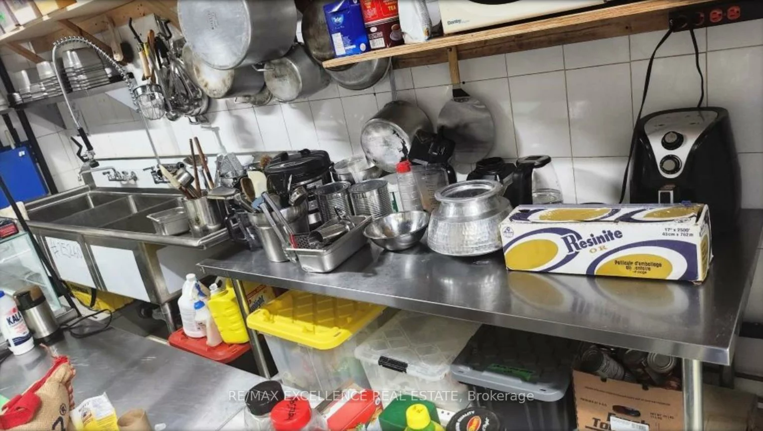 1375, Danforth, Eglinton East, Toronto