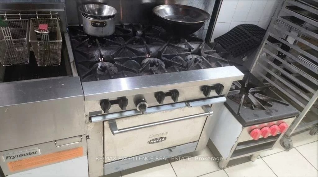 1375, Danforth, Eglinton East, Toronto