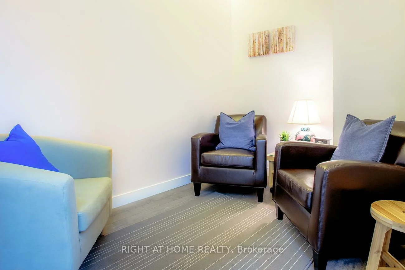 385, Silver Star, Milliken, Toronto