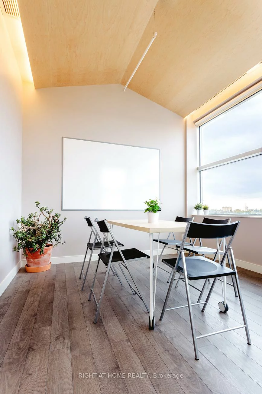 385, Silver Star, Milliken, Toronto