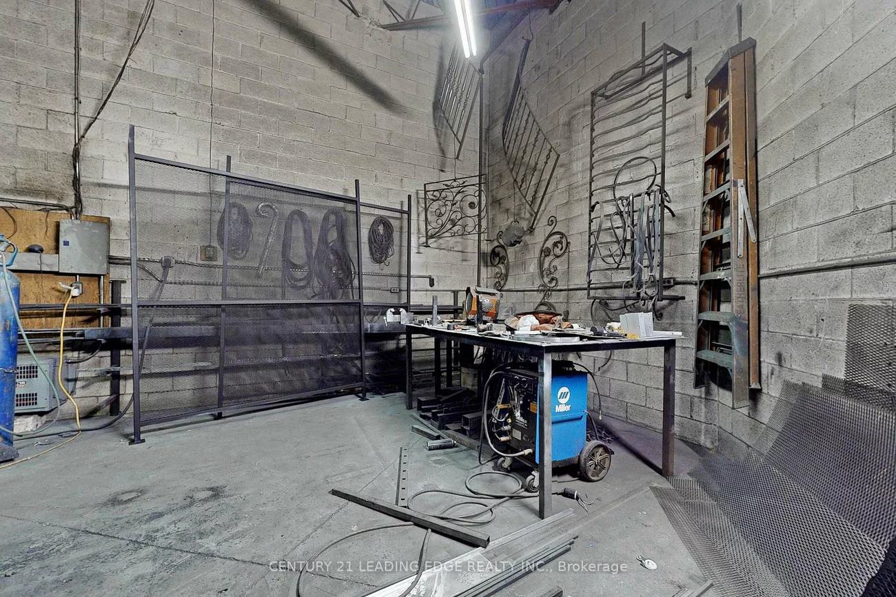 850, Tapscott, Rouge E11, Toronto