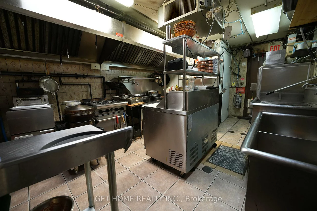 471, Danforth, North Riverdale, Toronto