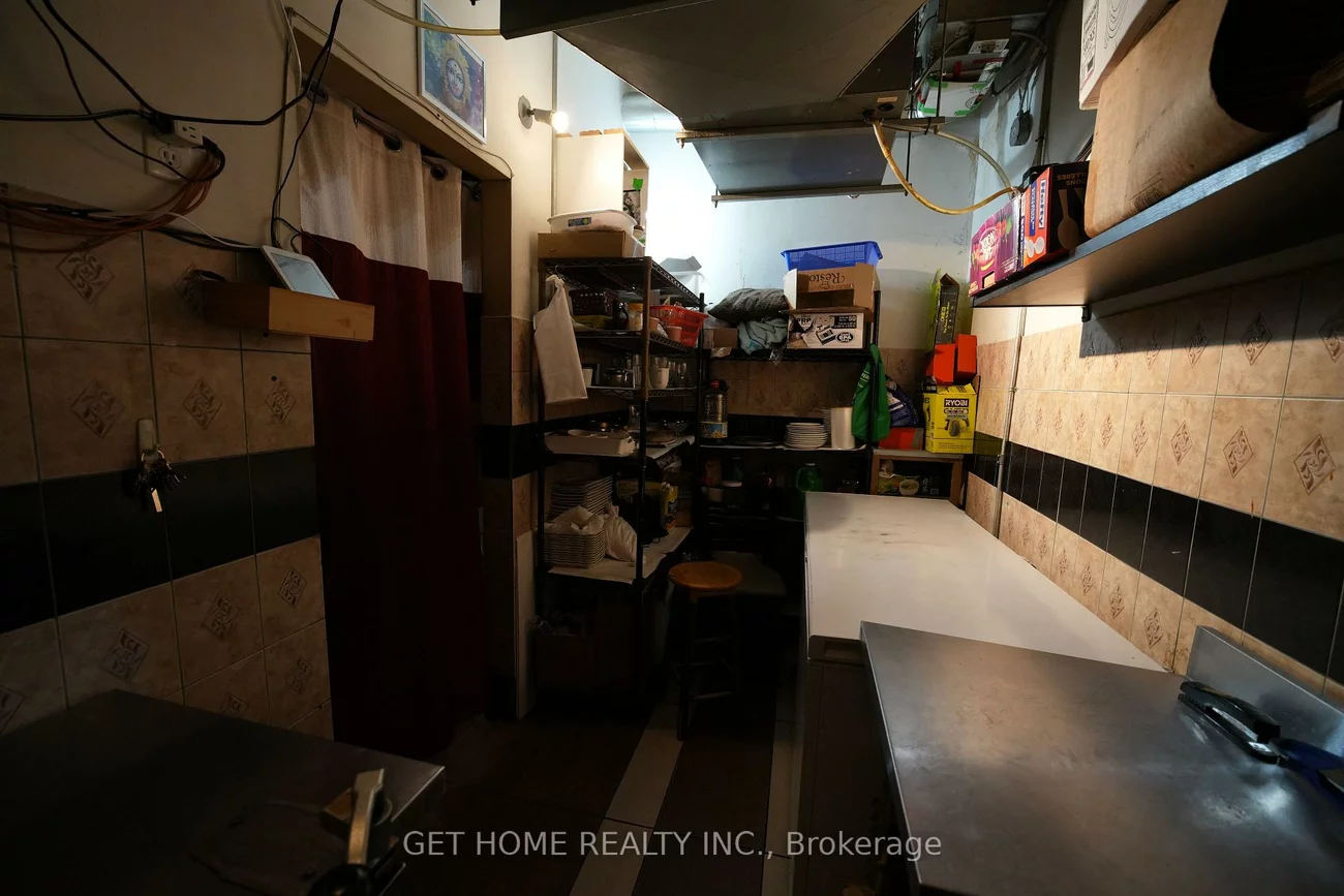 471, Danforth, North Riverdale, Toronto