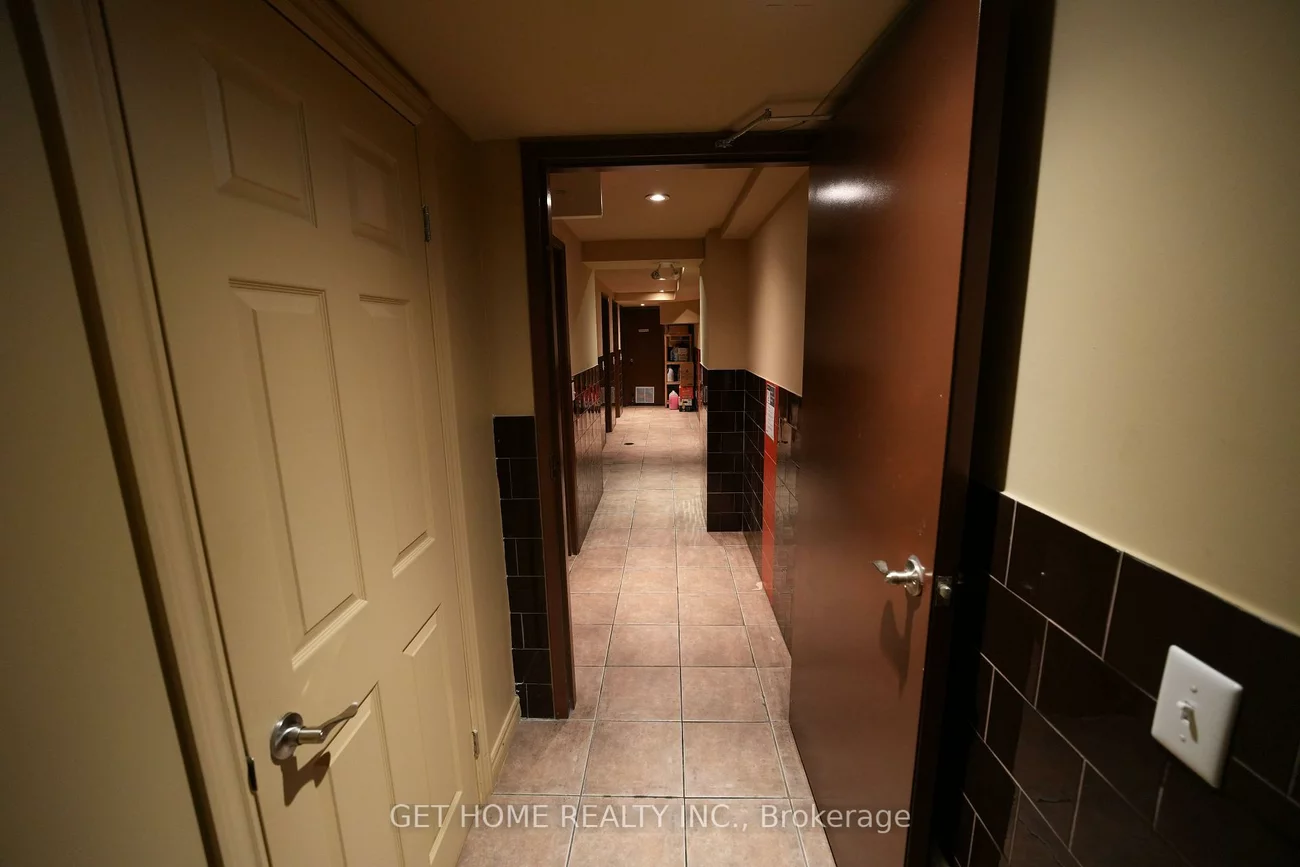 471, Danforth, North Riverdale, Toronto