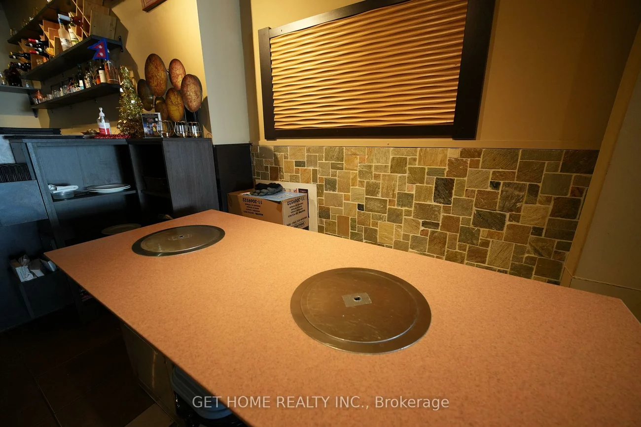 471, Danforth, North Riverdale, Toronto