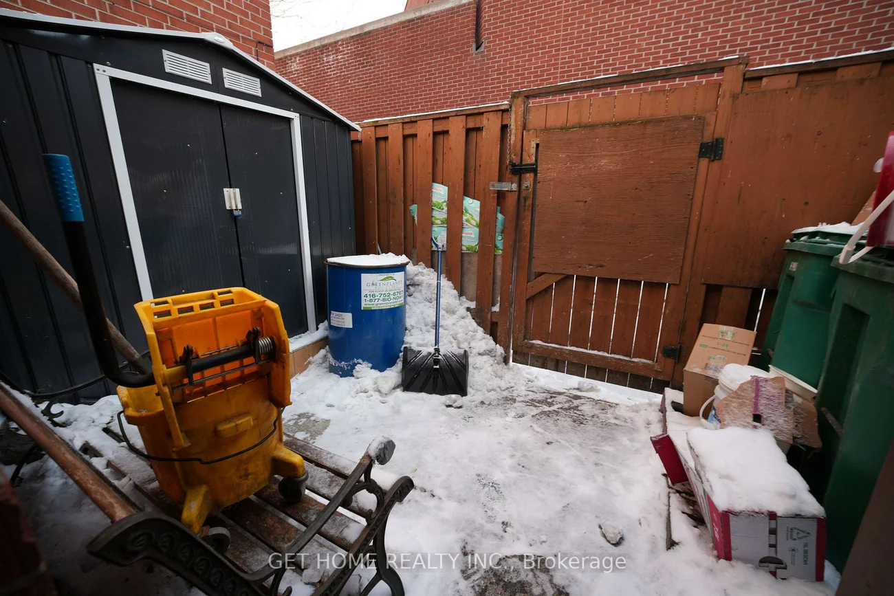 471, Danforth, North Riverdale, Toronto