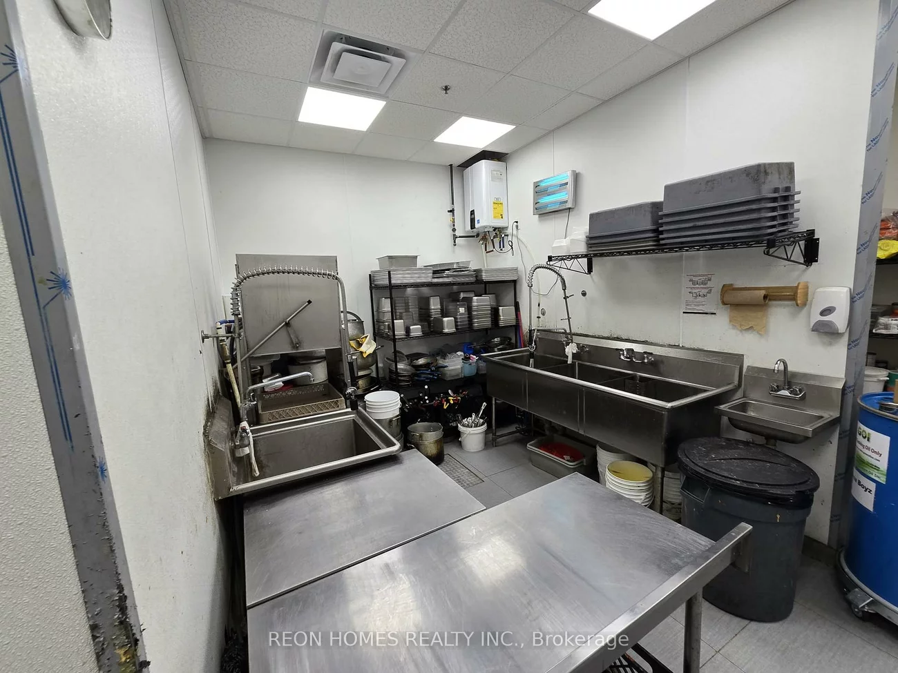 35, William Kitchen, Dorset Park, Toronto