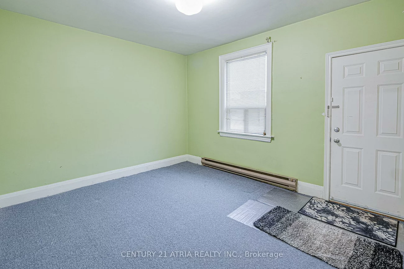 1564, Danforth, Danforth, Toronto