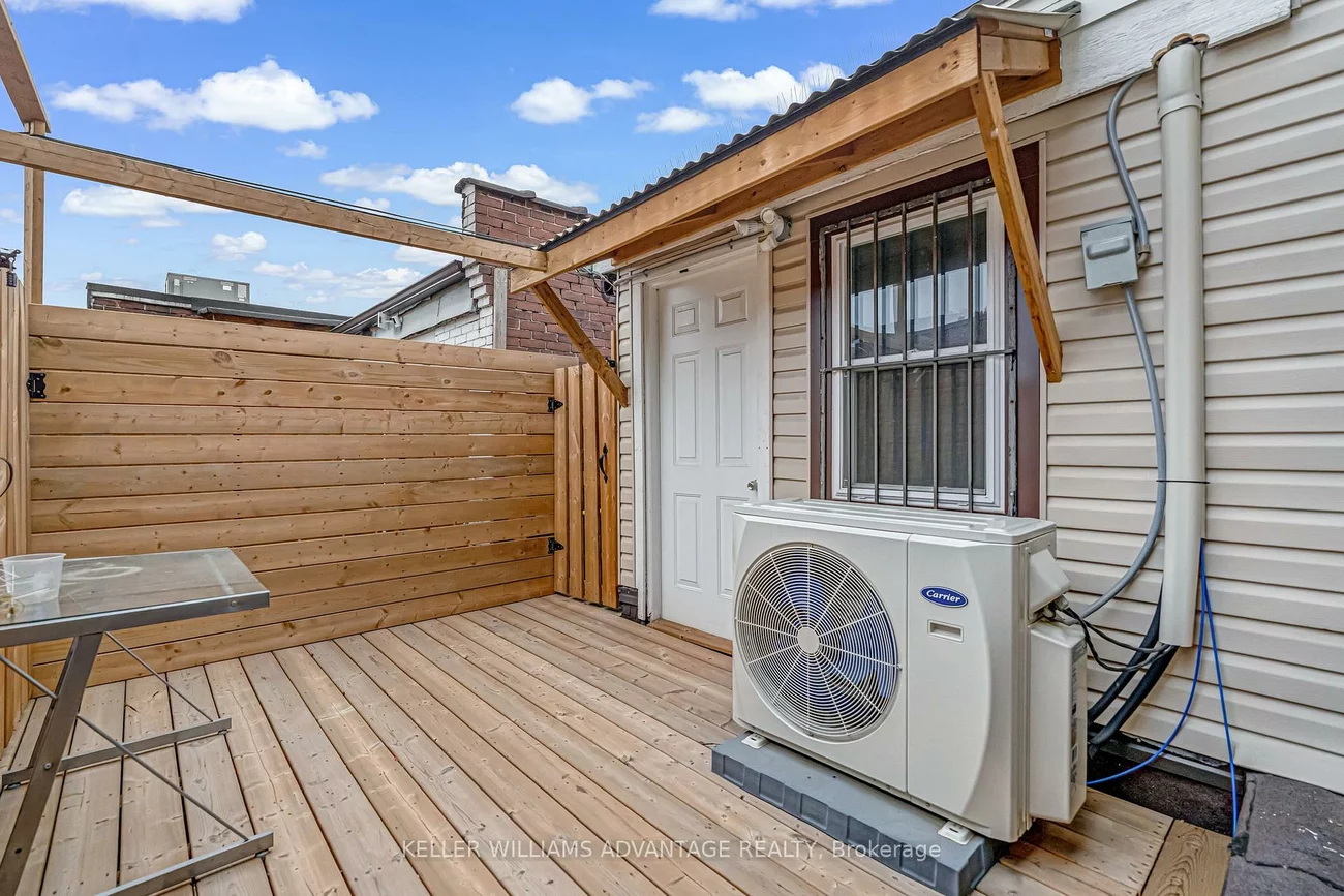 471, Danforth, North Riverdale, Toronto