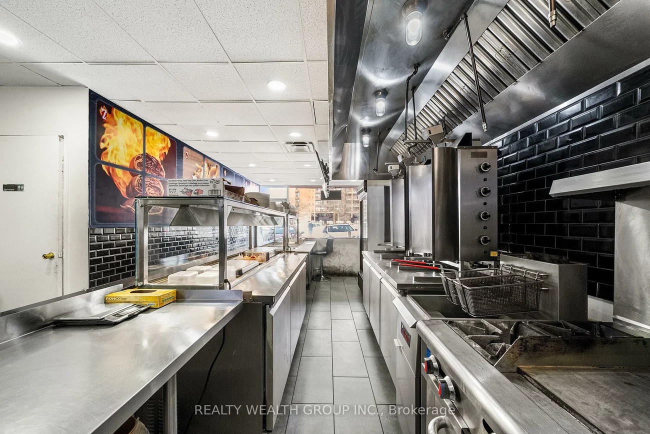 1837, Lawrence, Wexford-Maryvale, Toronto