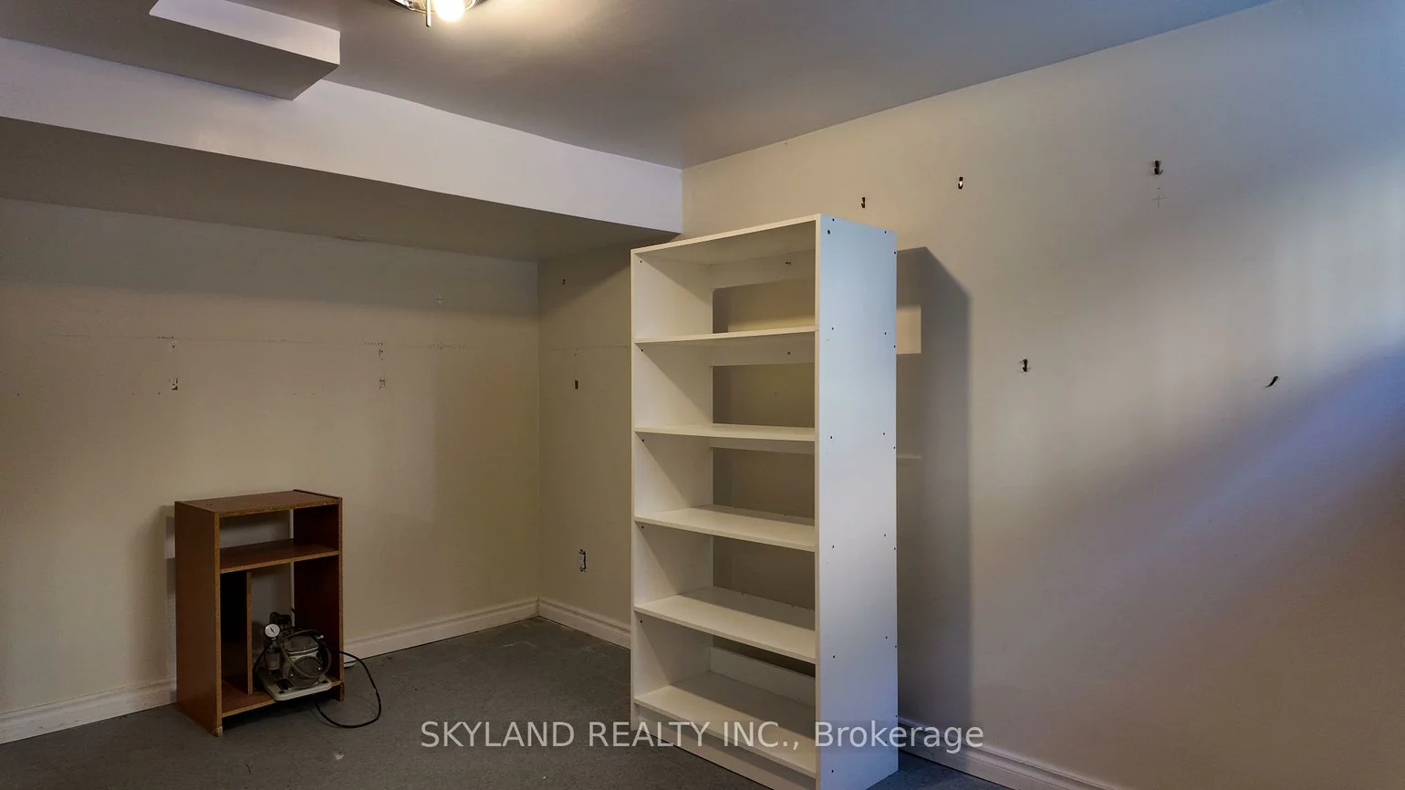 1256, Danforth, Eglinton East, Toronto