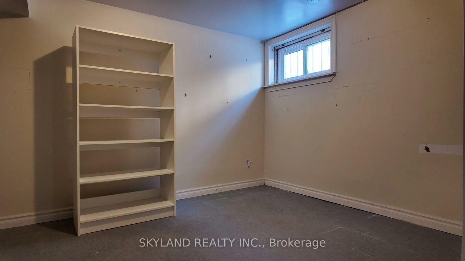 1256, Danforth, Eglinton East, Toronto