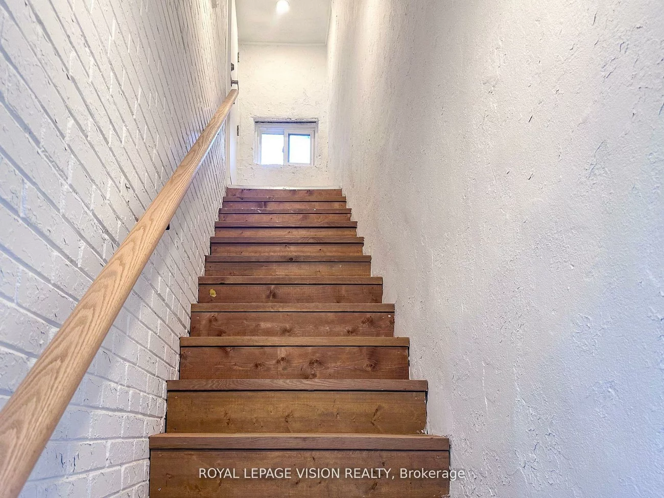 819, Pape, Danforth Village-East York, Toronto