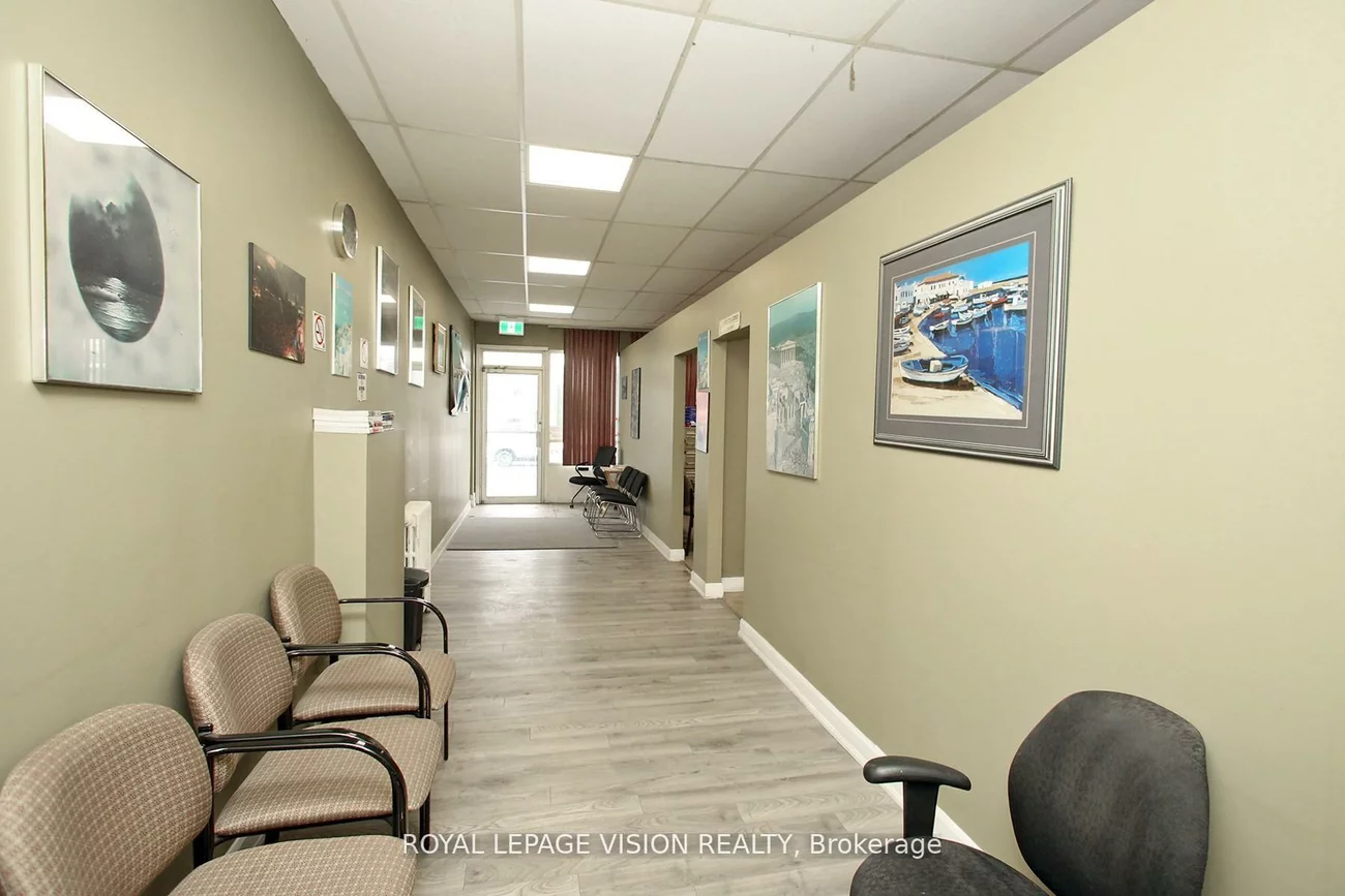 819, Pape, Danforth Village-East York, Toronto