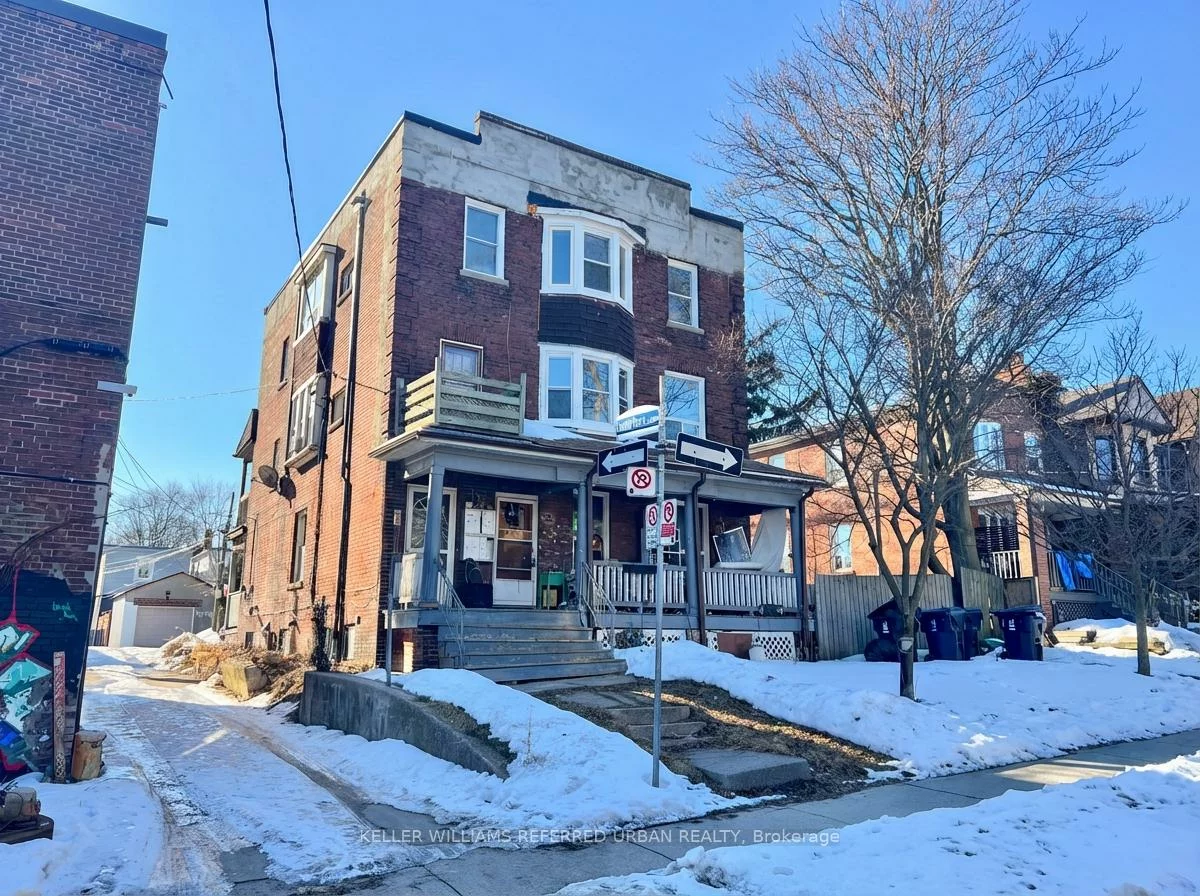 6, Redwood, Greenwood-Coxwell, Toronto