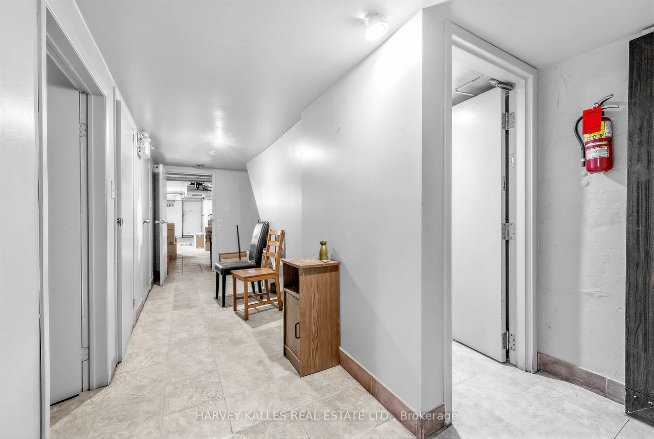 867, Danforth, Danforth, Toronto