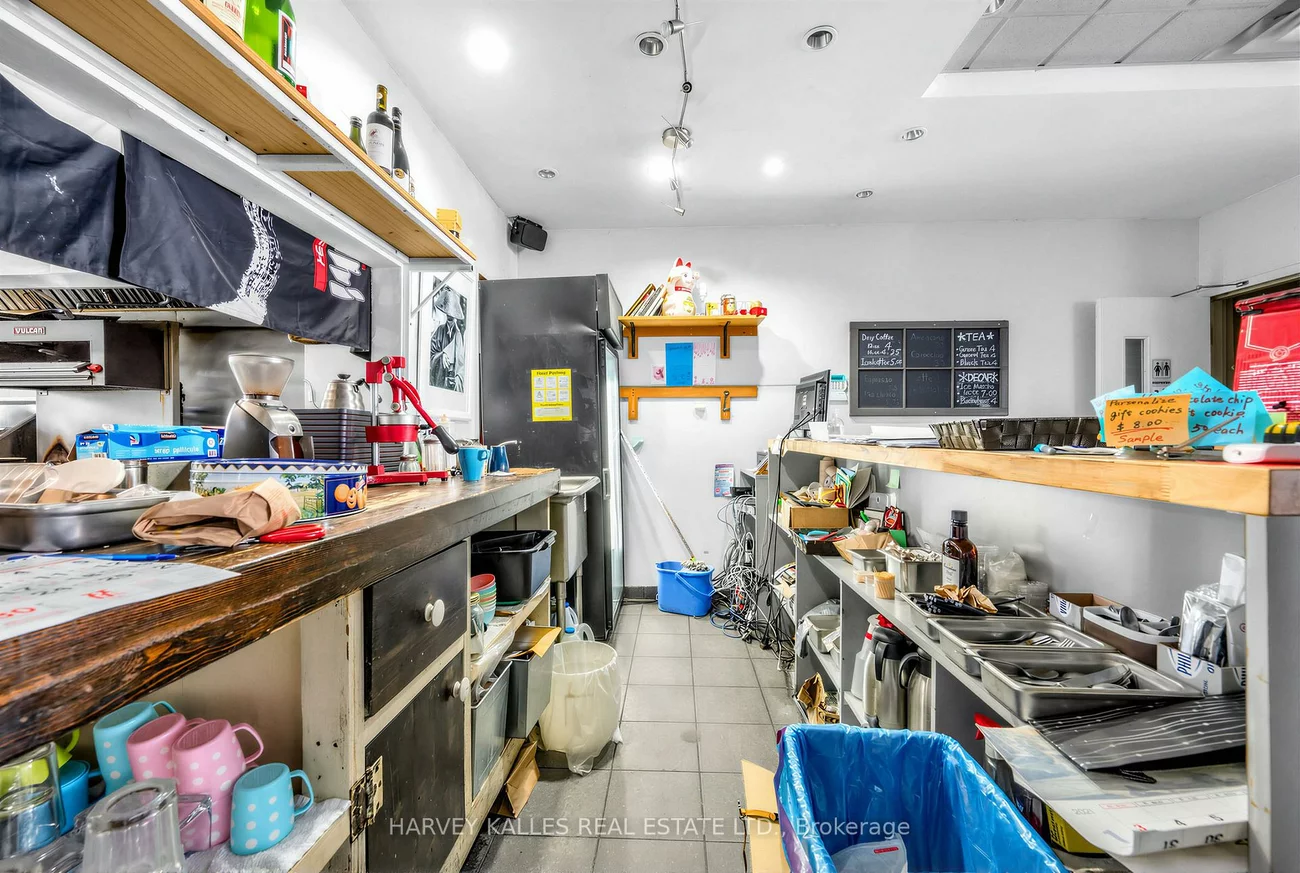 867, Danforth, Danforth, Toronto