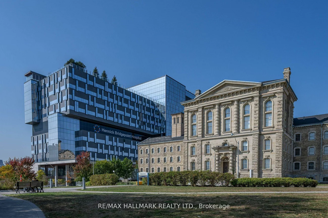 675, Broadview, North Riverdale, Toronto