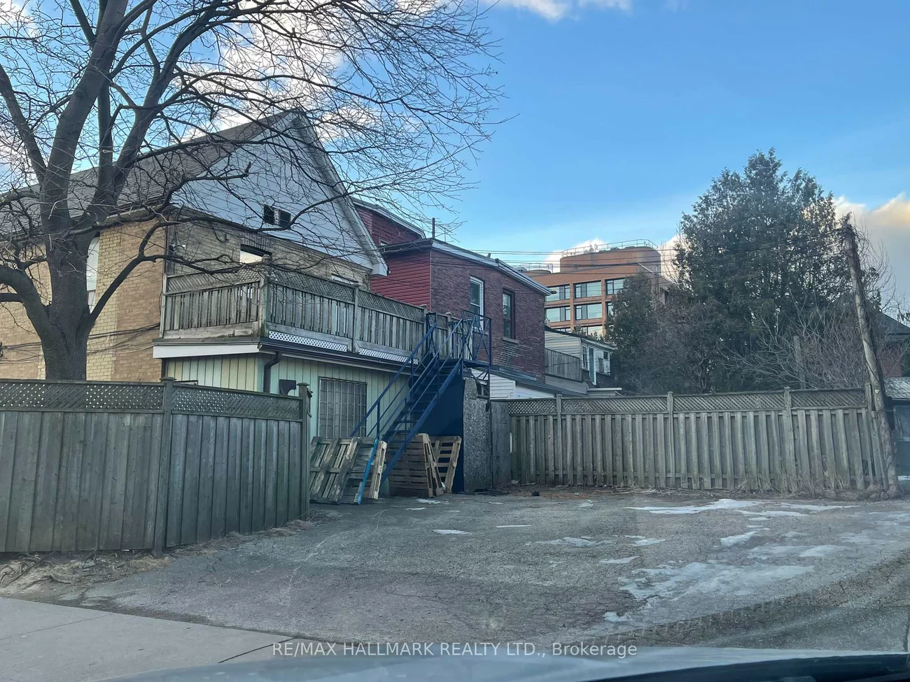 675, Broadview, North Riverdale, Toronto