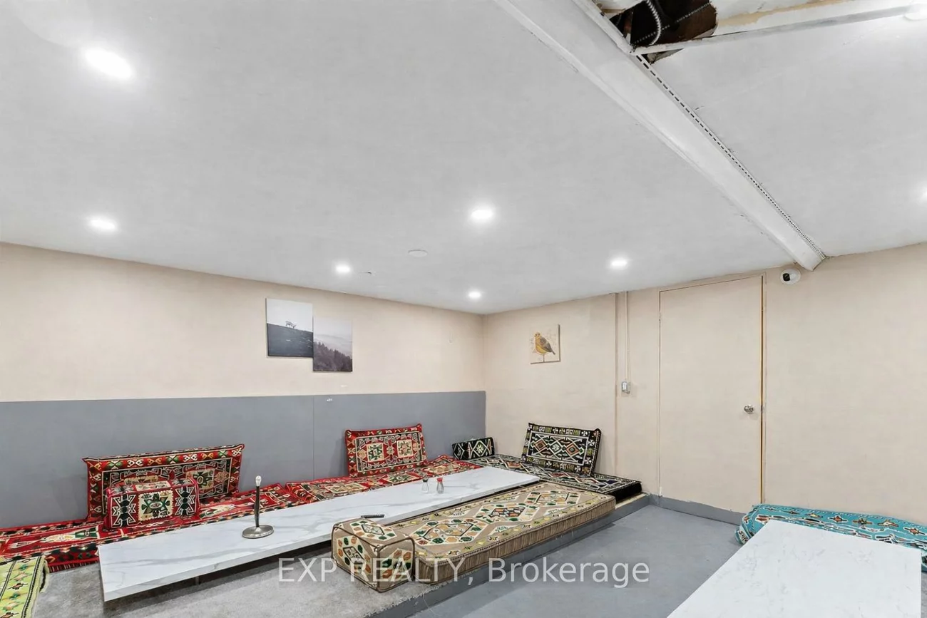 977, O'Connor, O'Connor-Parkview, Toronto