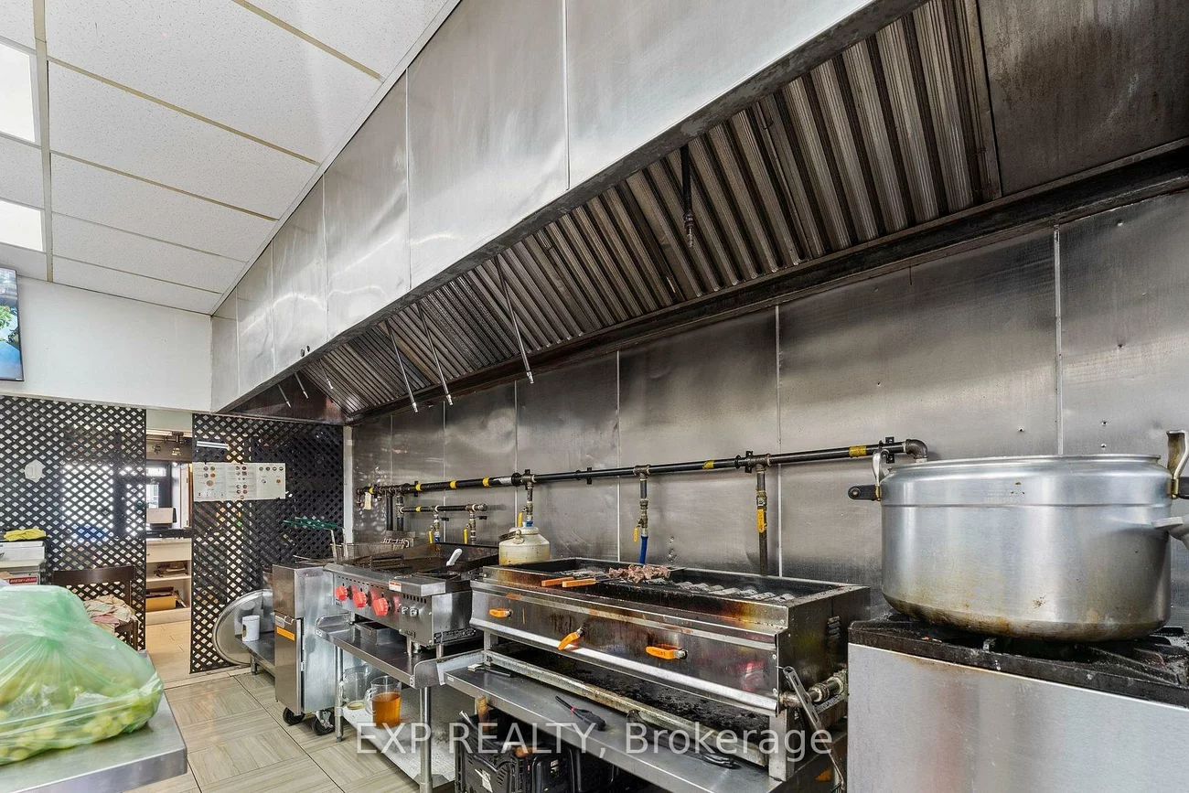 977, O'Connor, O'Connor-Parkview, Toronto