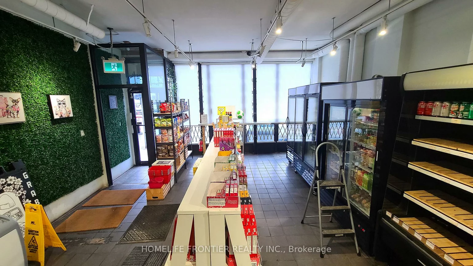 862, Pape, Broadview North, Toronto