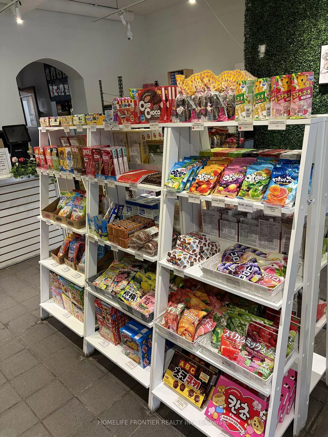 862, Pape, Broadview North, Toronto