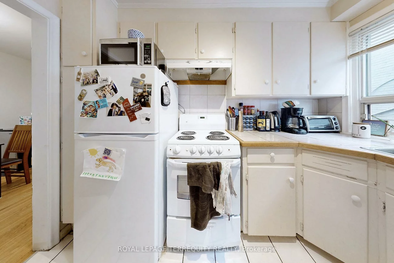 29, Love, East End-Danforth, Toronto