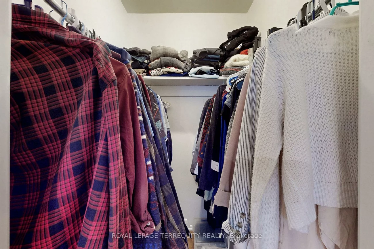 29, Love, East End-Danforth, Toronto