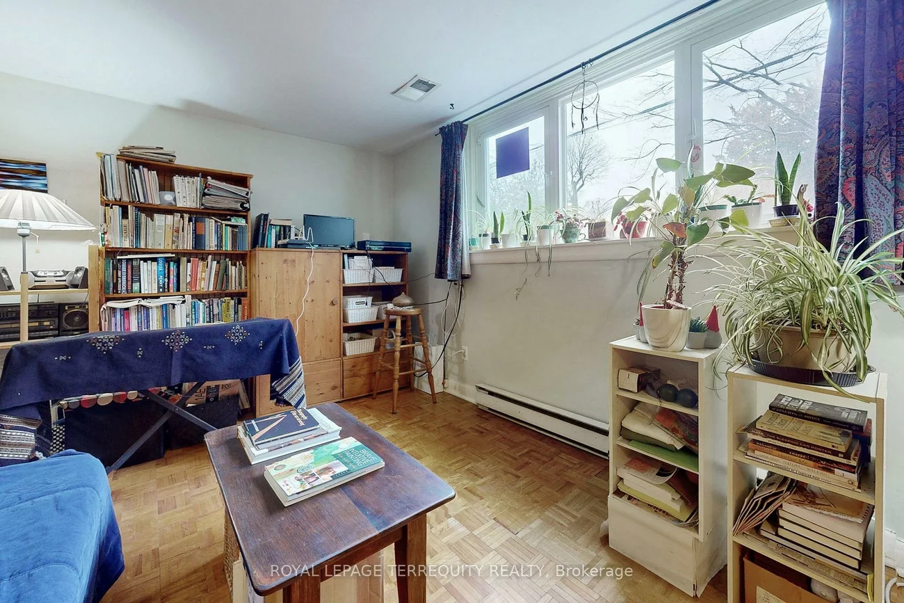 29, Love, East End-Danforth, Toronto