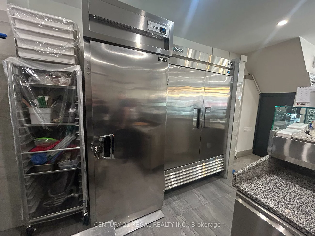 2377, QUEEN, The Beaches, Toronto