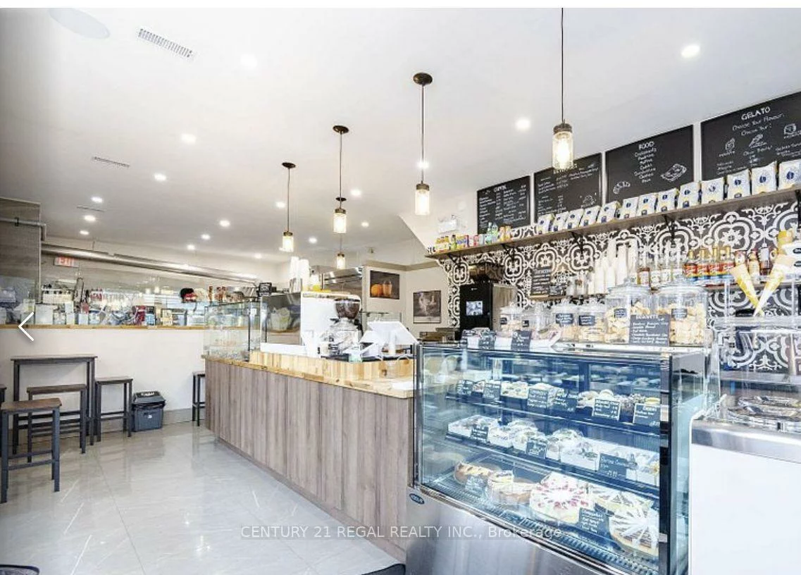 2377, QUEEN, The Beaches, Toronto