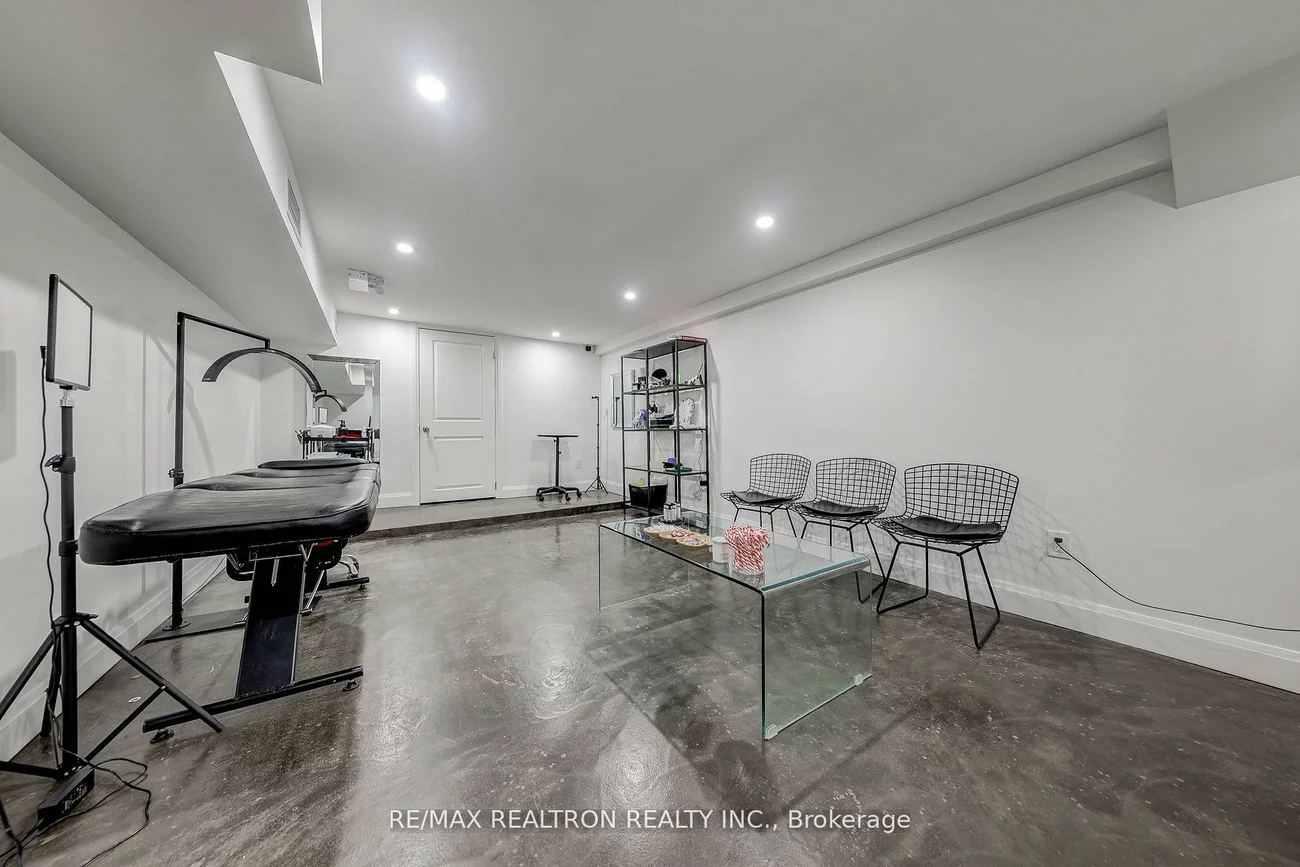 1924, Danforth, Danforth, Toronto