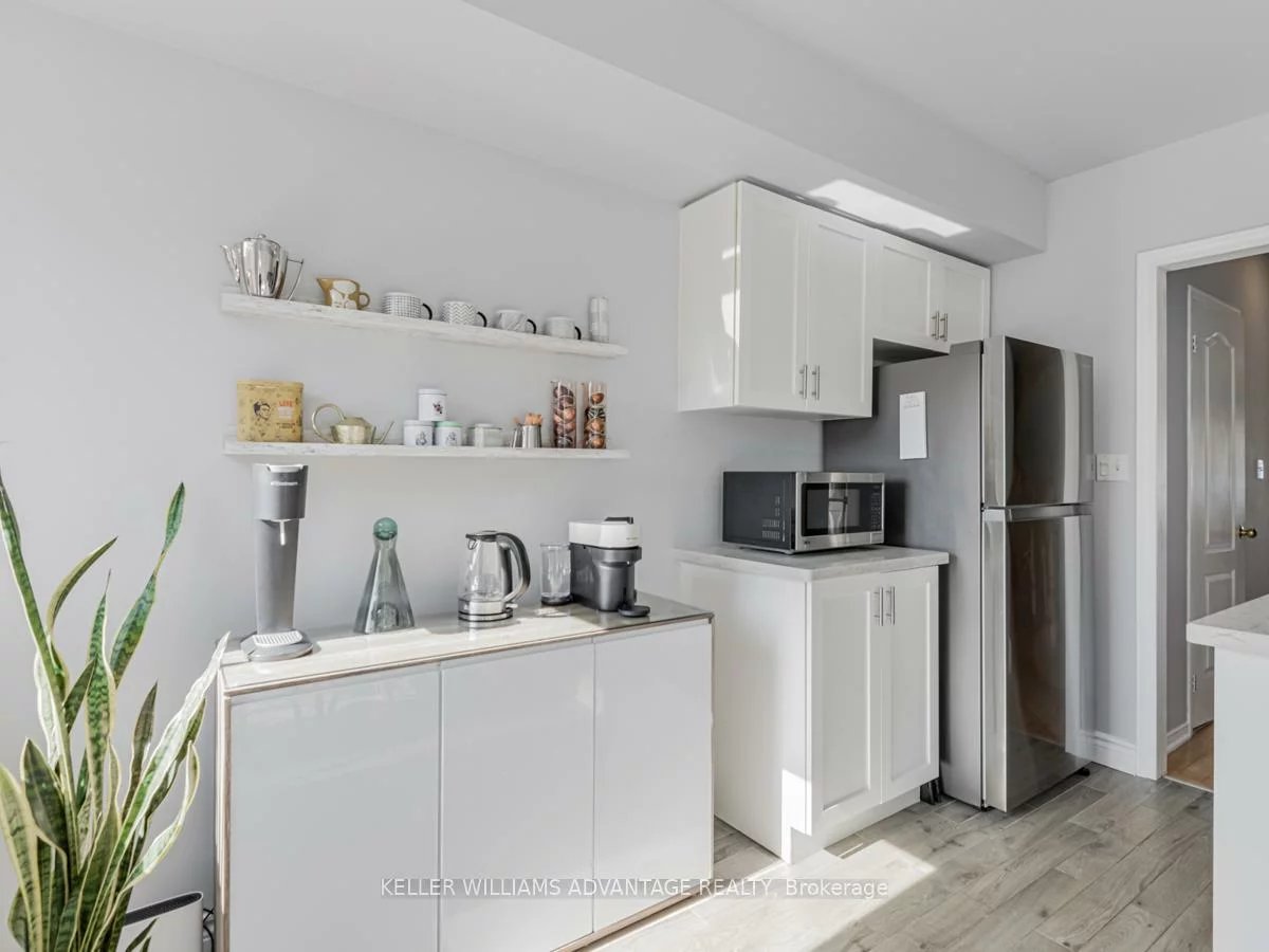 1521, Danforth, Greenwood-Coxwell, Toronto