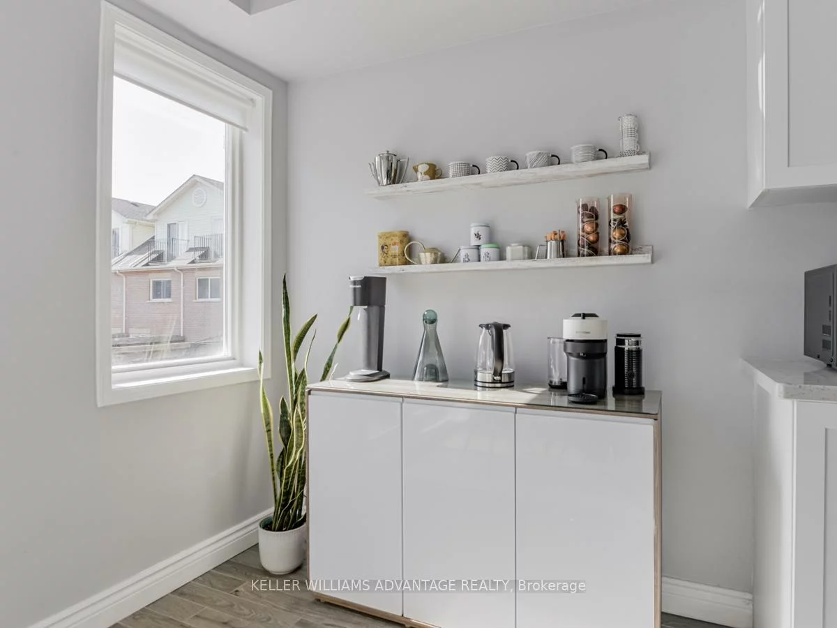 1521, Danforth, Greenwood-Coxwell, Toronto