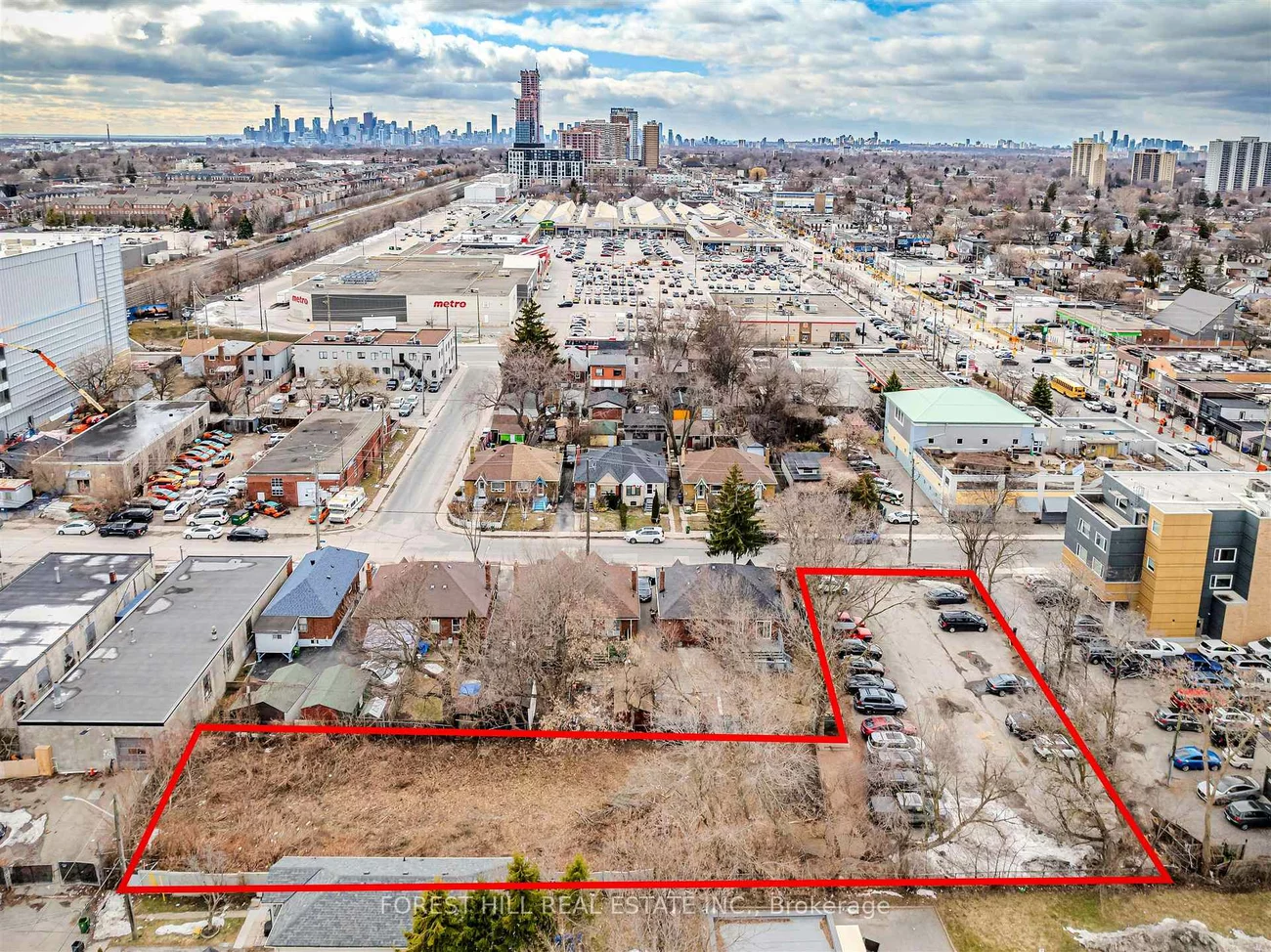 39, Thora, Oakridge, Toronto