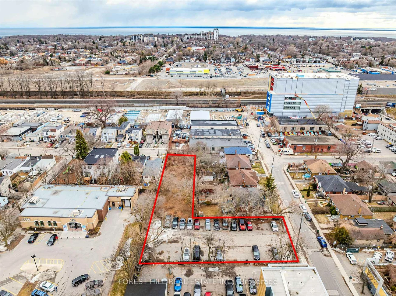 39, Thora, Oakridge, Toronto