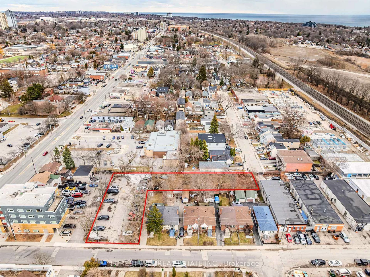 39, Thora, Oakridge, Toronto