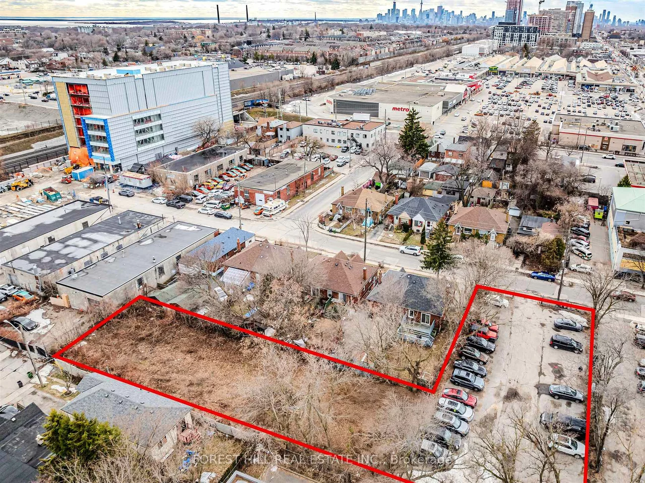 39, Thora, Oakridge, Toronto