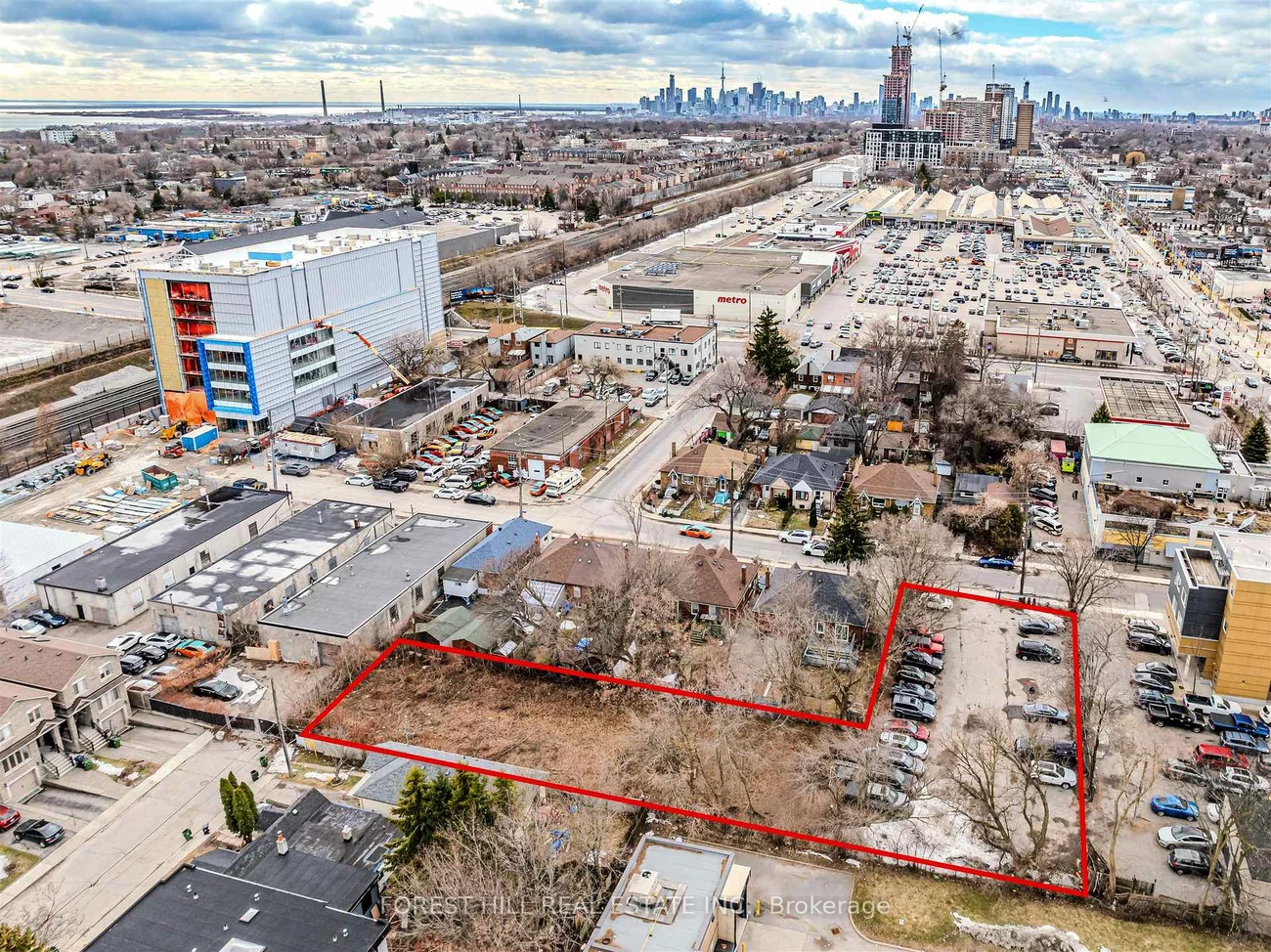 39, Thora, Oakridge, Toronto