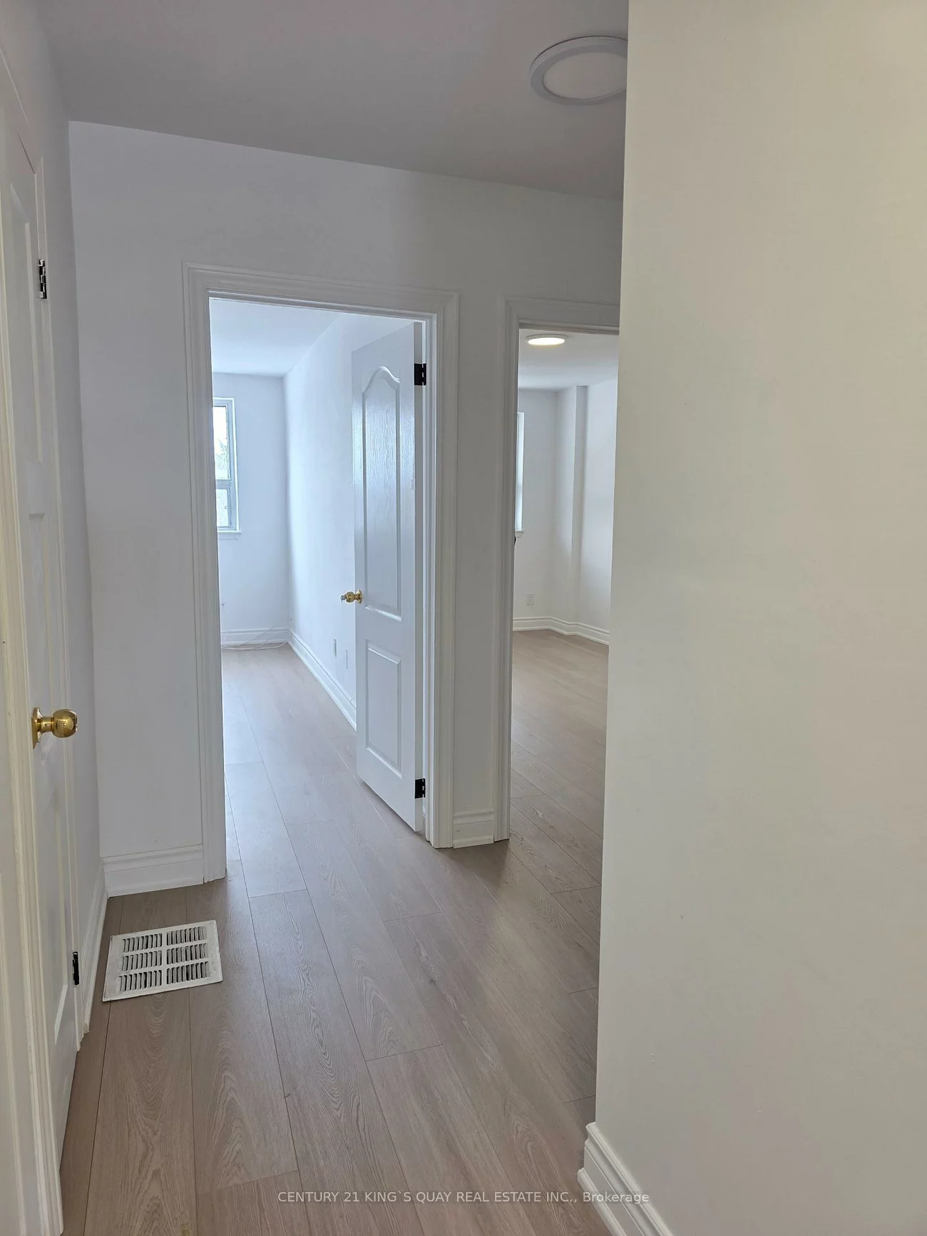 1346, Kennedy, Dorset Park, Toronto