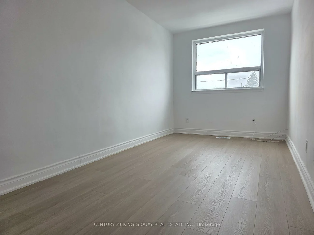 1346, Kennedy, Dorset Park, Toronto