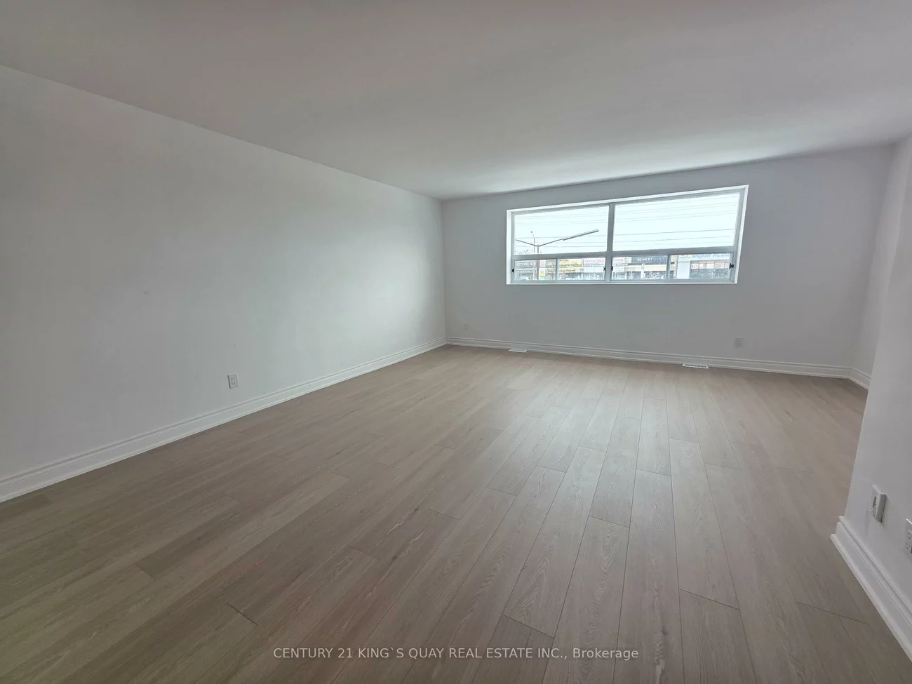 1346, Kennedy, Dorset Park, Toronto