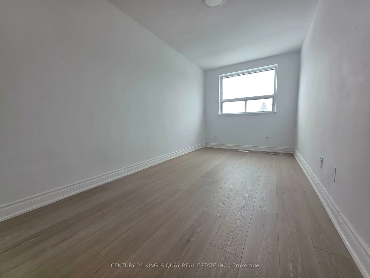 1346, Kennedy, Dorset Park, Toronto