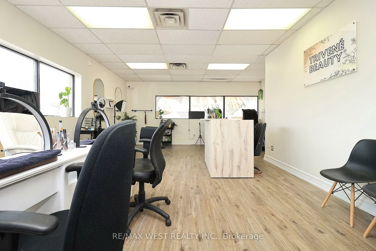 3702, Kingston, Scarborough Village, Toronto