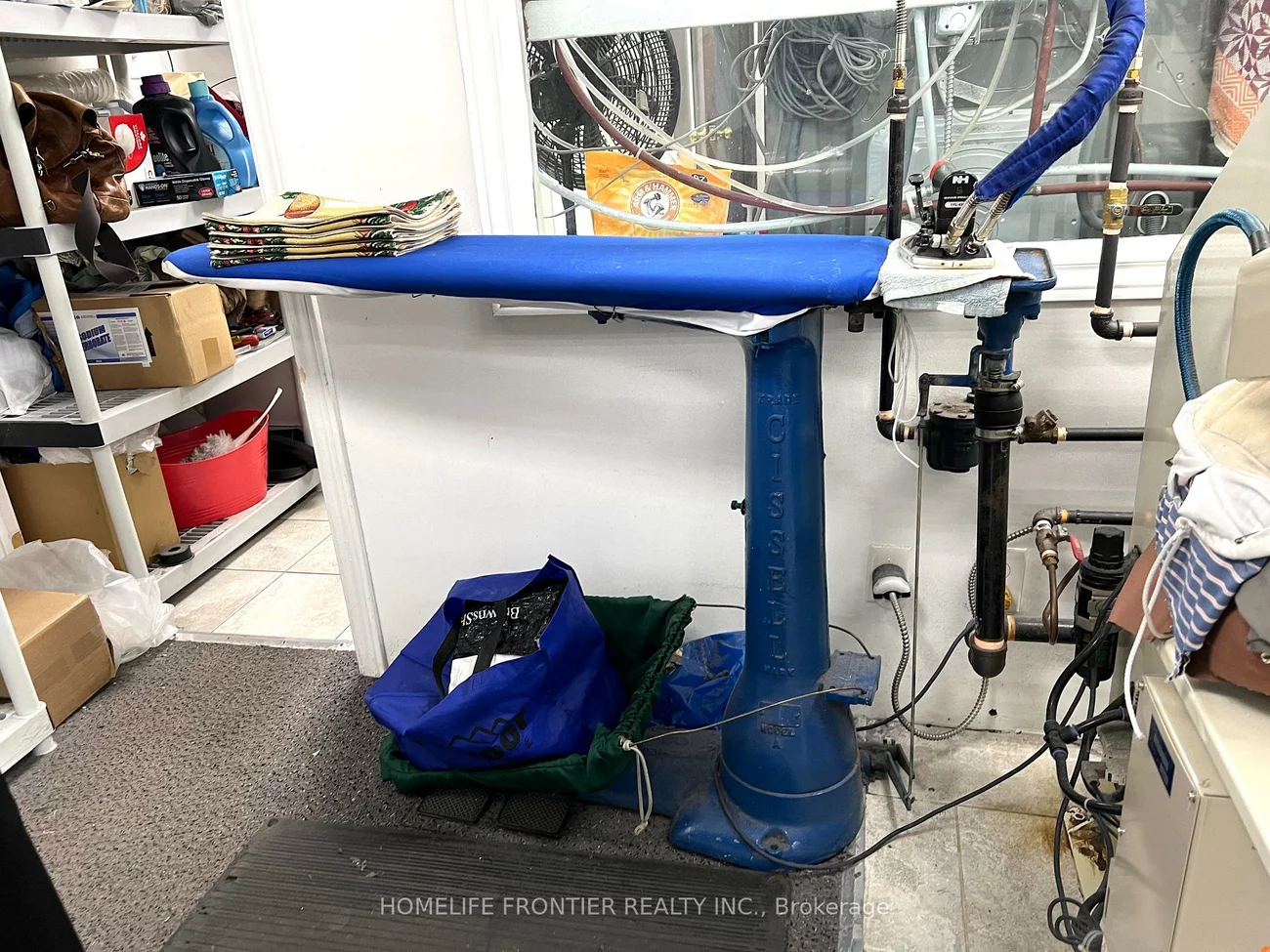 677A, Markham, Woburn, Toronto