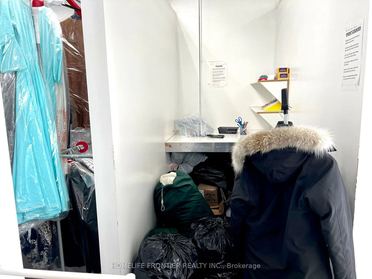 677A, Markham, Woburn, Toronto